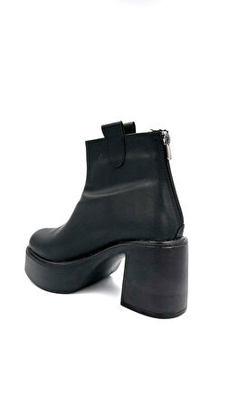 Beyaz (Pine Cone) Mari Platform Kısa Kadın Bot SİYAH