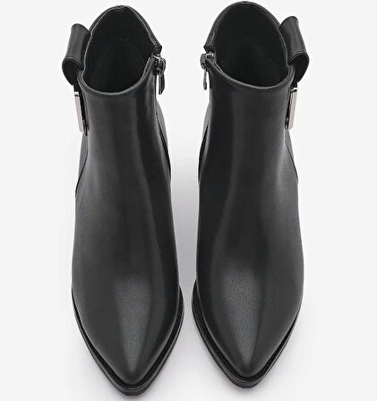 Beyaz (Park Moda) Yan Toka Detaylı Topukulu Günlük Kadın Bot SİYAH