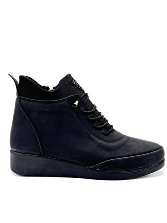 Beyaz (Oc Shoes) Termo Kaymaz Taban Fermuarlı Kadın Kısa Bot SİYAHA SİYAH