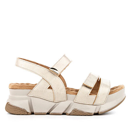 Muya Olimba 34201 Poli Hafif Taban Cırtlı Masajlı Günlük Kadın Sandalet BEJ