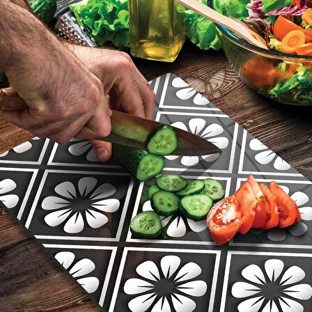 Decovetro Cam Kesme Tahtası Siyah Çini Desenli 20x30 Cm