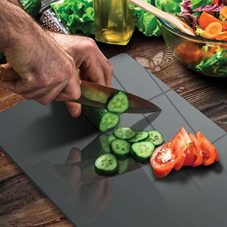 Decovetro Cam Kesme Tahtası Füme Rengi 20x30 Cm