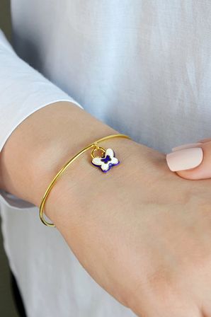 18k Altın Kaplamalı 925 Ayar Gümüş Mineli Kelebek Figürlü Kelepçe Bileklik - 45086602