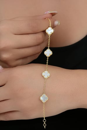 14K Altın Kaplamalı 925 Ayar Gümüş Granada Saray Yoncası Bileklik - Beyaz 45103003