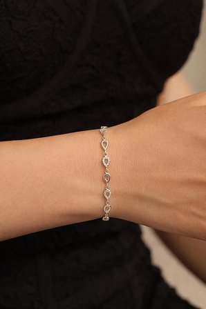 925 Ayar Gümüş Zirkon Taşlı Dizi Damlalar Bileklik - 45106000