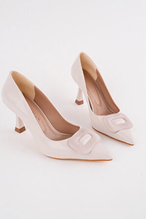 Kadın Tokalı İnce Topuklu Stiletto Ayakkabı