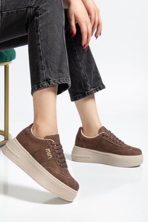 Kadın Kalın Taban Tokalı Sneaker