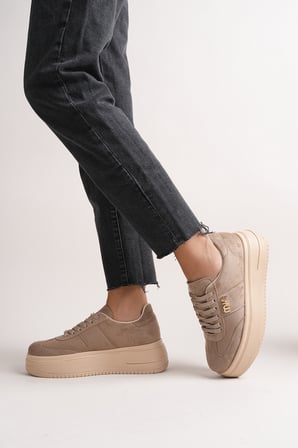 Kadın Kalın Taban Tokalı Sneaker