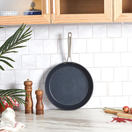 Karaca Biodiamond Pro Indüksiyon Tabanlı Tava 30 Cm 2,5 Lt