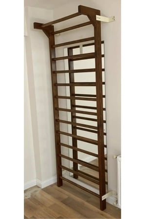 DizyWood Ahşap İsveç Duvarı – Tırmanma Merdiveni ve Egzersiz Barı