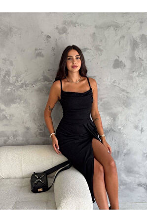 Askılı kumaşı simli elbise