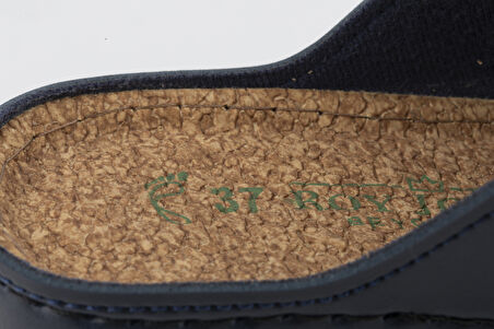 Mantar Tabanlı Ortopedik Kapalı Sabo Kadın Terlik - Anatomic Comfort - 3040