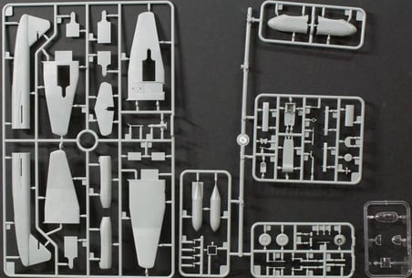 1/72 Blohm and Voss BV P178 Dive Bomber Jet Maketi, Bronco Model 07001