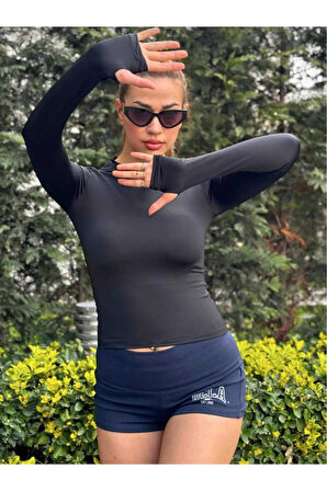 Basic Bisiklet Yaka Uzun Kollu Slim Fit Kadın Body T-shirt
