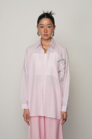 KADIN TEK CEPLİ TAŞ İŞLEMELİ PEMBE RENK OVERSİZE GÖMLEK