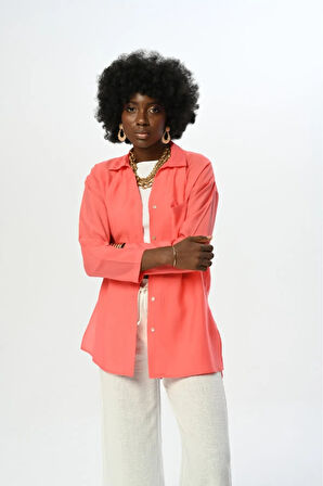 OVERSIZE KESİM DÜZ RENK GÖMLEK