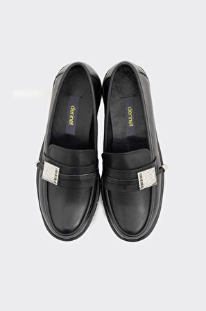 Günlük Hakiki Deri Kadın Taş Tokalı Casual Ayakkabı