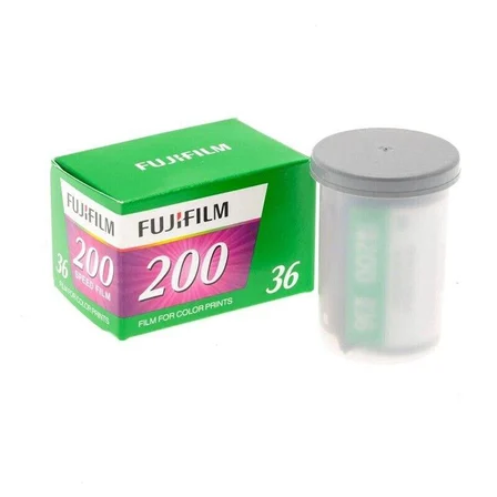 Fujifilm C200 36 Pozluk Renkli Negatif Film (SKT: 06-2024)