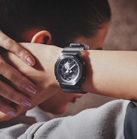 Casio Gm-s2100mf-1adr Gshock Erkek Kol Saati
