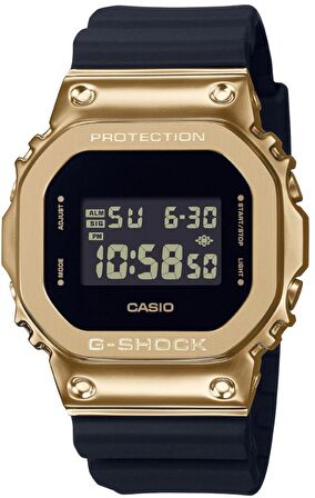 Casio GM-5600G-9D
