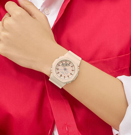 Casio Gma-P2100m-4Adr G-Shock Kadın Kol Saati