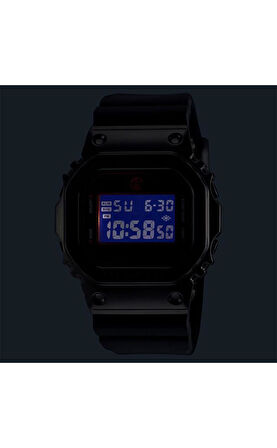 Casio G-Shock GM-5600RH-1DR Erkek Kol Saati