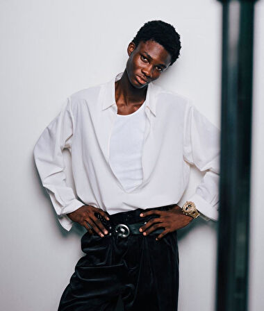 Casio G-SHOCK GA-V01A-9ADR Unisex Kol Saati