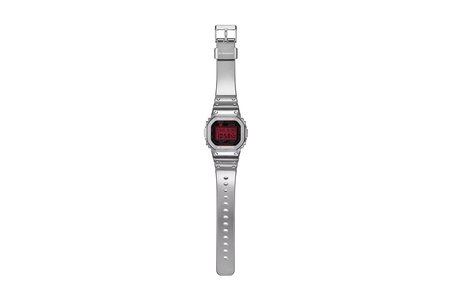 Casio G-SHOCK GM-5600YRA-8DR Erkek Kol Saati