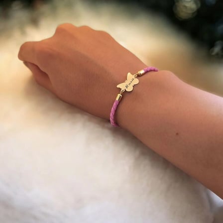 14 Ayar Altın Plakalı Rosa İsmine Özel Kelebek Motifli Doğal Pembe Derili Hediye Bileklik-455