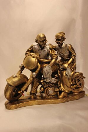 Motorlu İhtiyar Delikanlı Sevgili Çİft