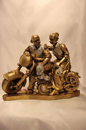 Motorlu İhtiyar Delikanlı Sevgili Çİft