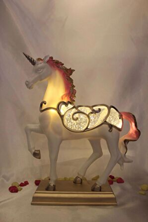 Yılbaşı Noel Unikorn Tasarımlı Kar Küresi Anime Karakter Işık Müzik Yeniyıl