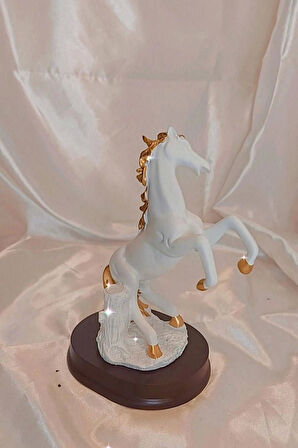 Kaideli At Biblo Şahlanan Kır At Polyester Heykel Şık Tasarım