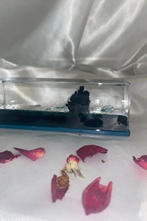 Batmayan Gemi Karayip Korsanları Siyah İnci Akvaryum İçinde Lüks Hediyelik 14x5x4 cm