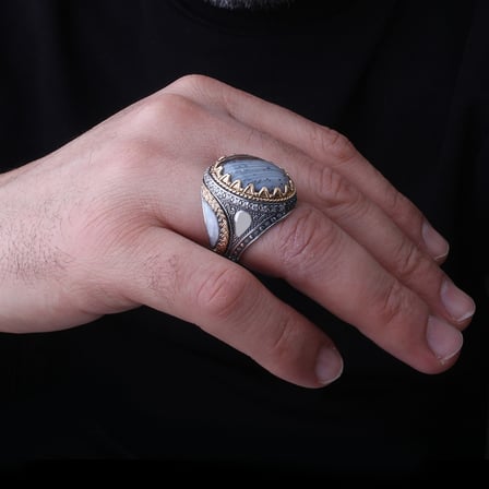 925 Ayar Gümüş Erkek Yüzük – Lüks Tasarım Oval Taşlı Yüzük