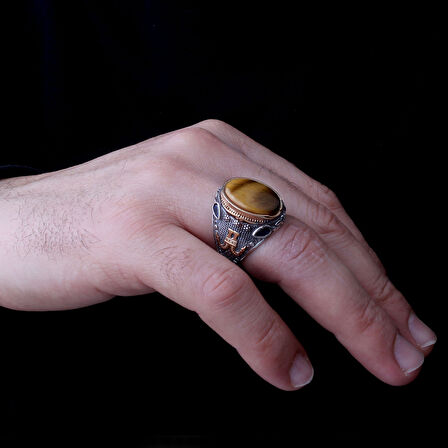 Senin Silver – Şah Duruşu 925 | Oval Taşlı Maskülen Yüzük