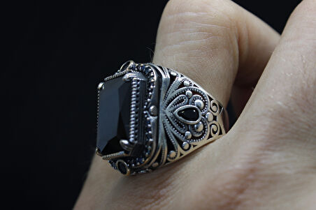 Senin Silver – Kule 925 | Gücün Sembolü Yüzük