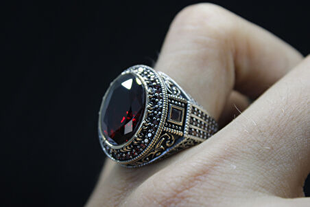 Senin Silver – Kaya 925 | Sağlam ve Ağırlıklı Tasarım Yüzük