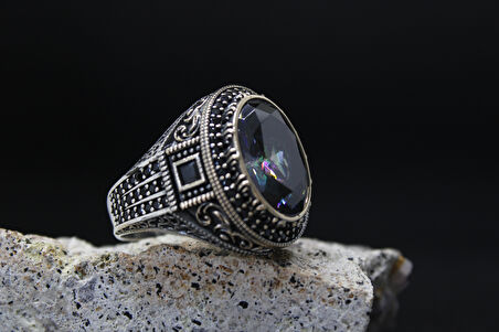 Senin Silver – Kaya 925 | Sağlam ve Ağırlıklı Tasarım Yüzük