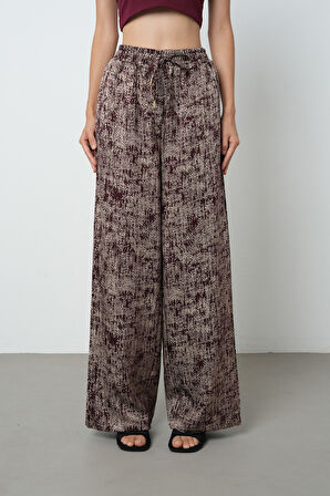 Kadın Bordo Renk Kırçıllı Bol Paça Beli Lastikli Pantolon