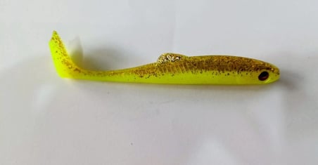 Daiwa Flat Junkie Duckfin Shad 3.5" Silikon Yem/7 Adet(Hirame Chart Gold)