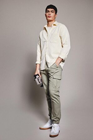 DeFacto Regular Fit Polo Yaka Pamuklu Uzun Kollu Gömlek B4140AX24SPBG650