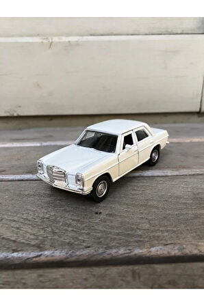 Welly Mercedes-Benz W114 220 Diecast Metal Araba Model Araba Oyuncak Araba Çek Bırak Araba 12 Cm