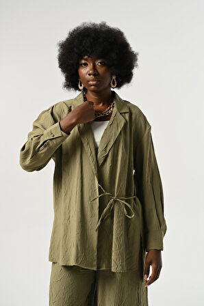 KADIN BELDEN BAĞLAMALI KIRIŞIK KUMAŞ DÜZ RENK GÖMLEK