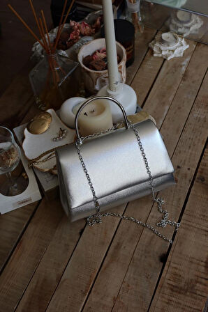 Silver Deri Metal Sap Detaylı El & Omuz Çantası