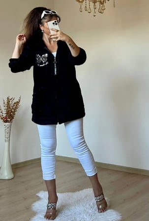 Pullu Kelebek Pelus Mont Siyah