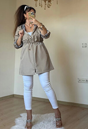 Kısa Kare Desen Trençkot Bej