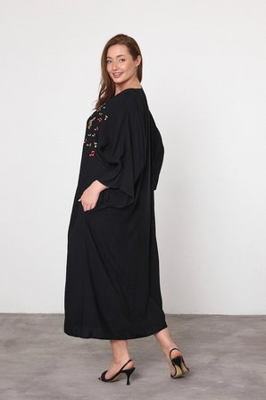 Nota Nakış İşlemeli Maxi Boy Elbise
