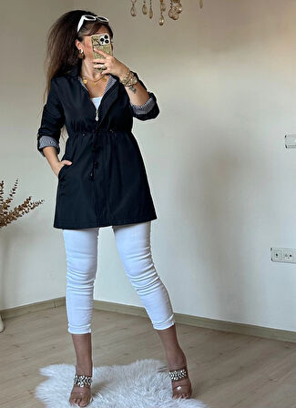 Kısa Çizgili Trençkot Siyah