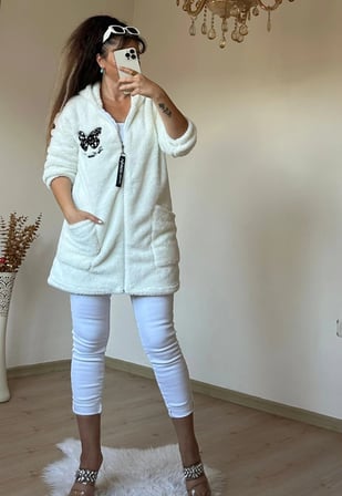 Pullu Kelebek Pelus Mont Krem